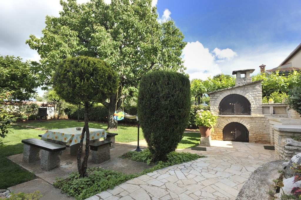 Apartmani Villa Otilija Porec Esterno foto