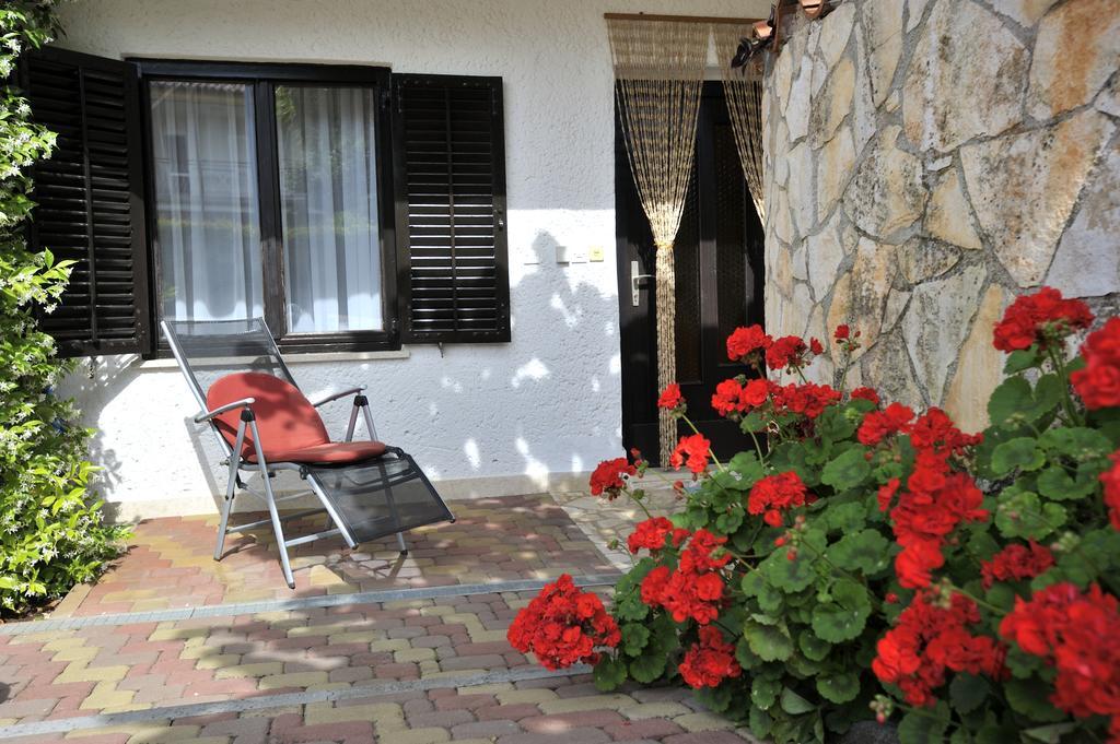 Apartmani Villa Otilija Porec Esterno foto