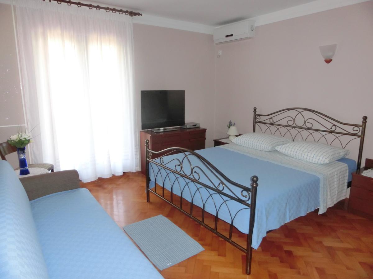 Apartmani Villa Otilija Porec Esterno foto