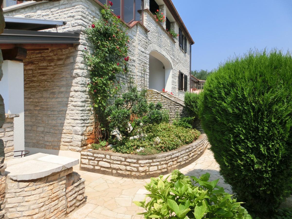Apartmani Villa Otilija Porec Esterno foto