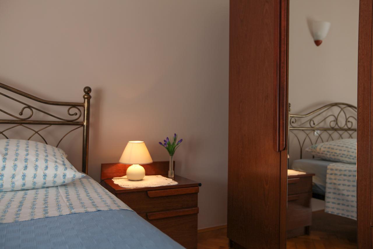 Apartmani Villa Otilija Porec Esterno foto